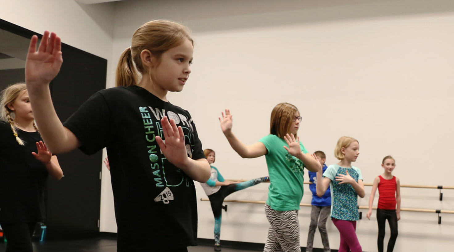 Kids Dancing in class